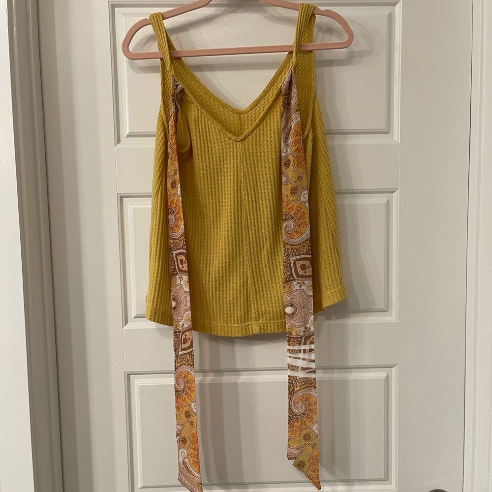 Yellow tank top with tie from Francesca’s size medium